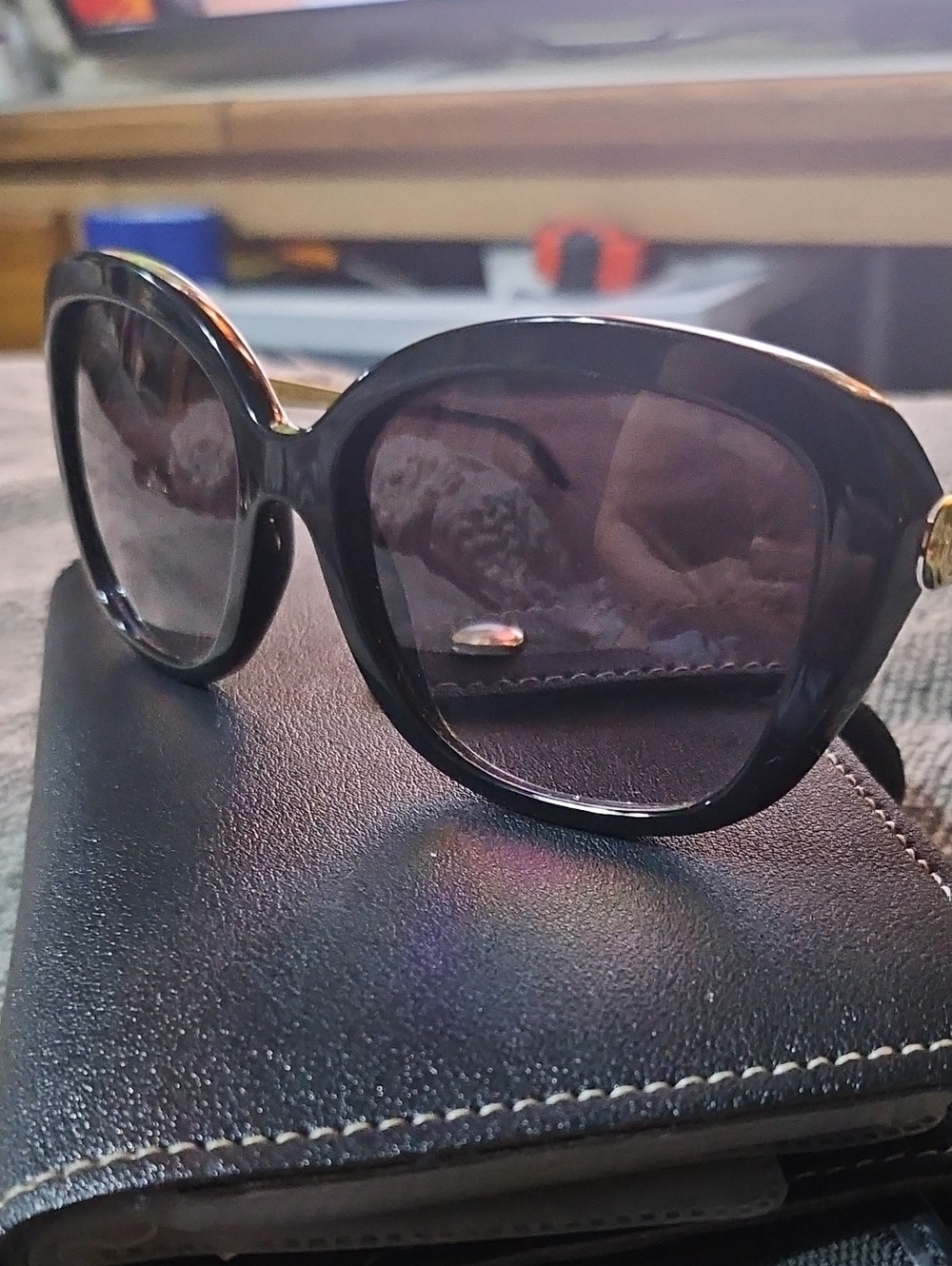 Micheal Kors Womens Designer Sunglasses New! - Picture 2 of 7